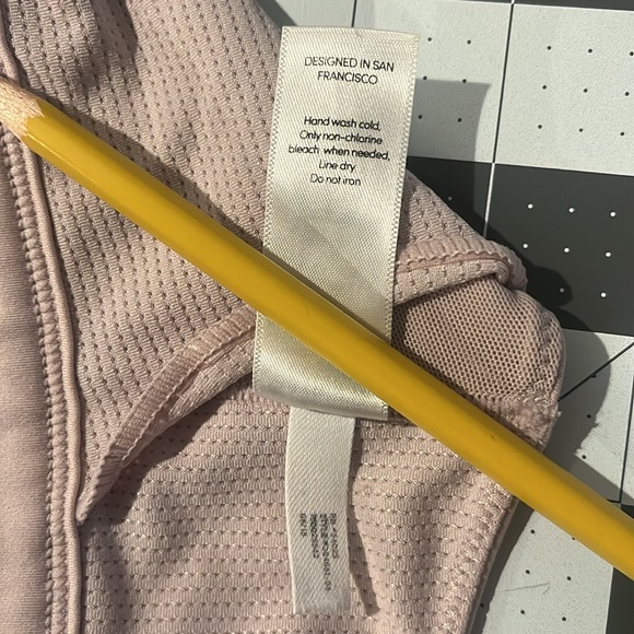 Athleta - Run Free Sports Bra Racerback & Scoop Neck - Picture 8 of 13